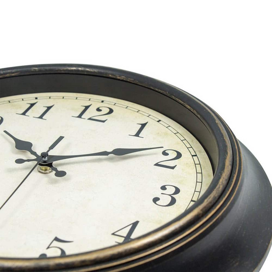 Classic quartz wall clock with silent movement Ø35cm