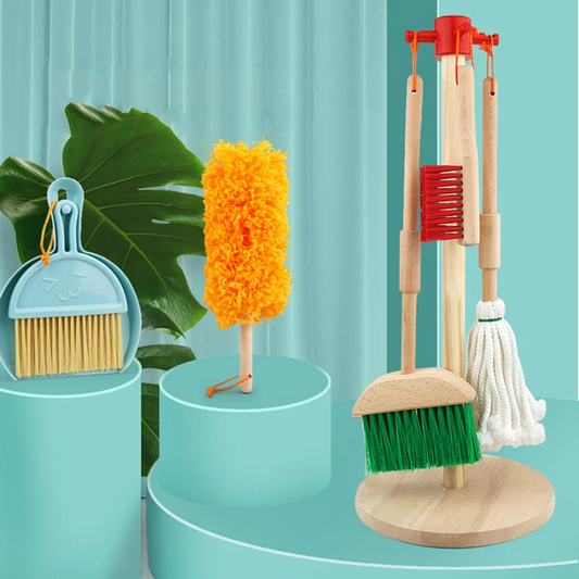 Children's cleaning set with broom, dustpan and mop