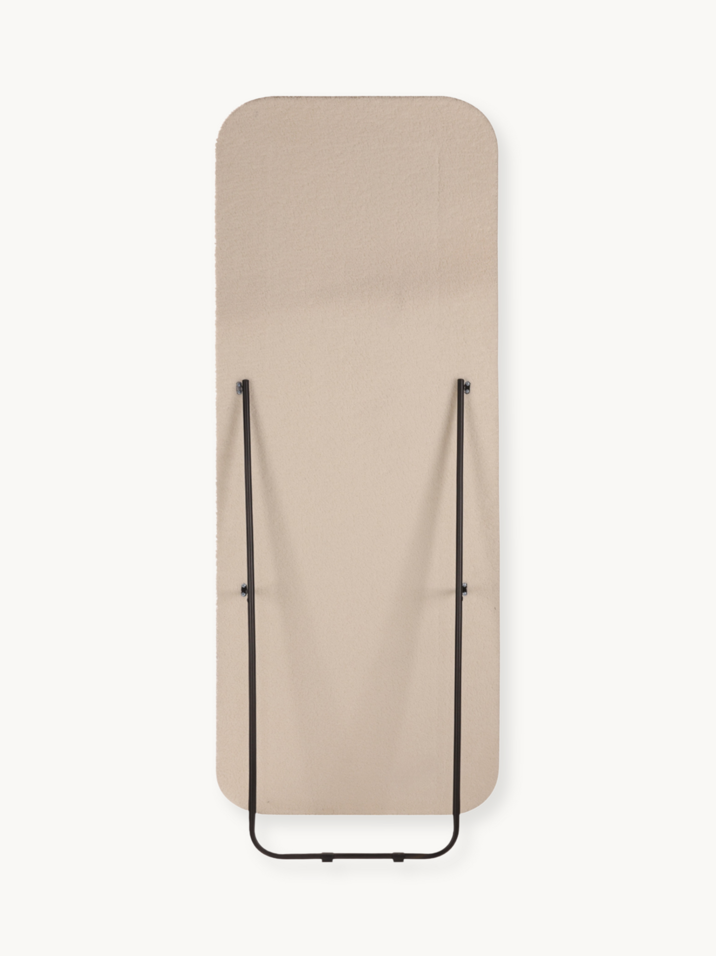 Miroir sur pied asymétrique Felis avec revêtement en tissu teddy