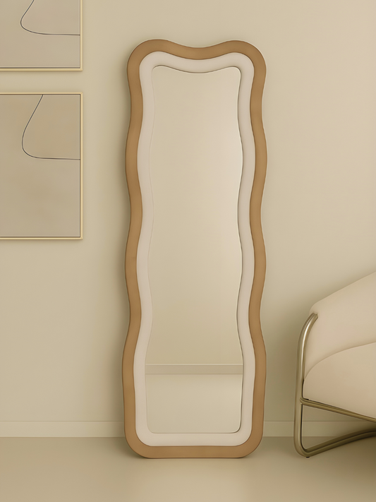 Miroir sur pied Flow avec revêtement en velours suédé