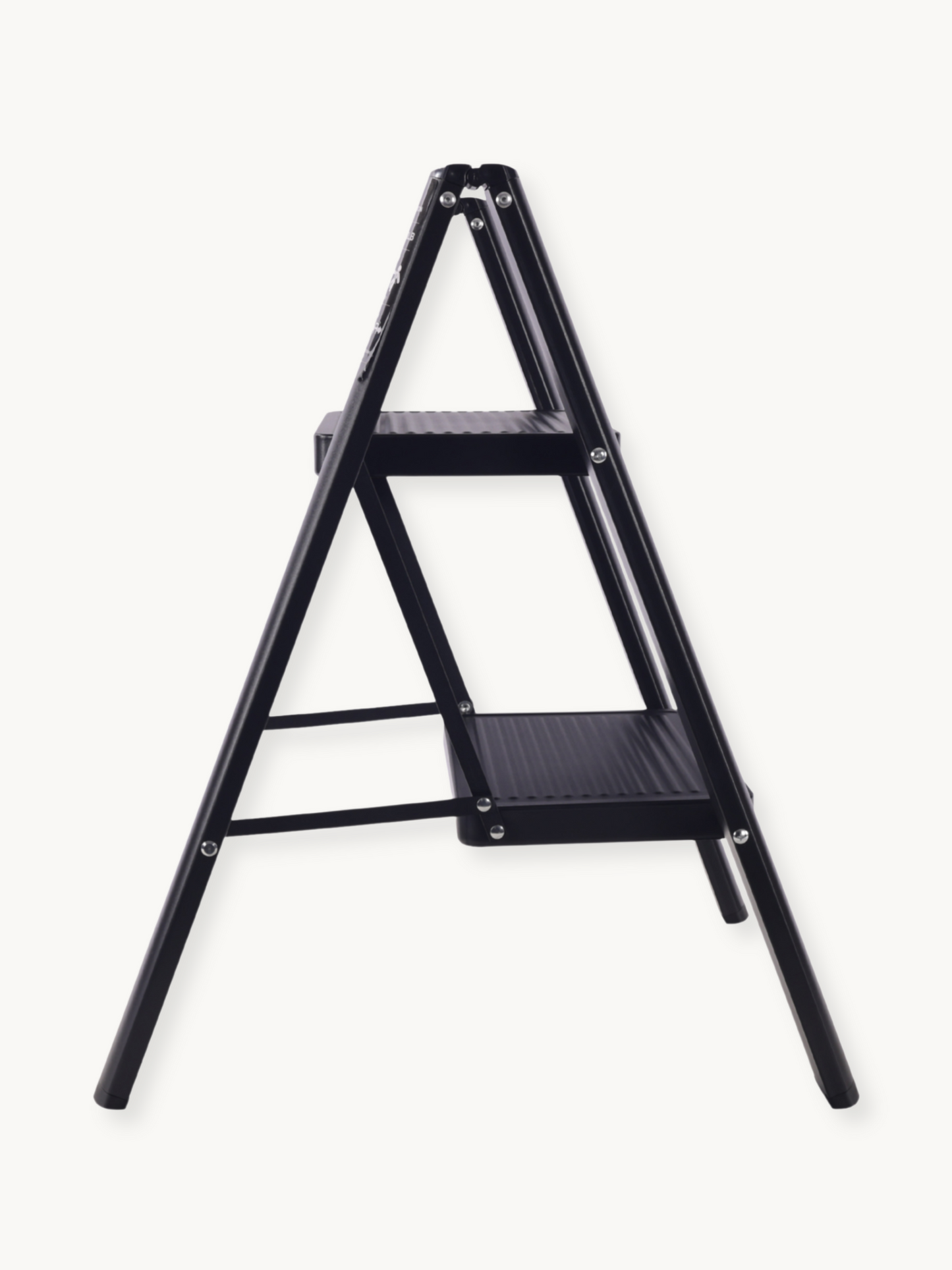 Folding 2-step ladder with anti-slip steps