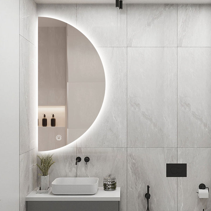 Půlkulaté koupelnové zrcadlo LED