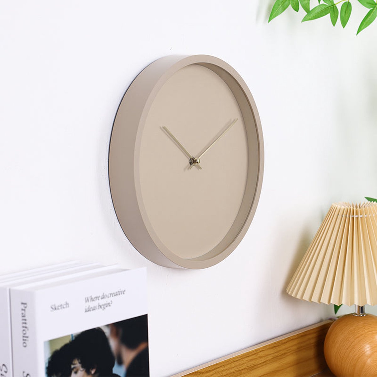 Wall clock Berlin modern minimalist Nordic style Ø 30 cm