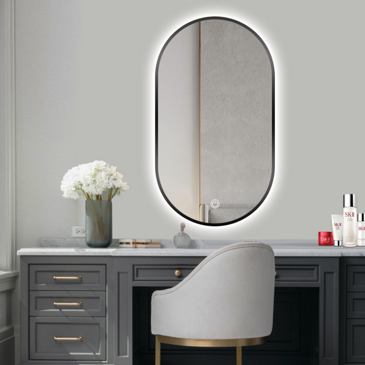 Specchio da bagno ovale con illuminazione a LED dimmerabile