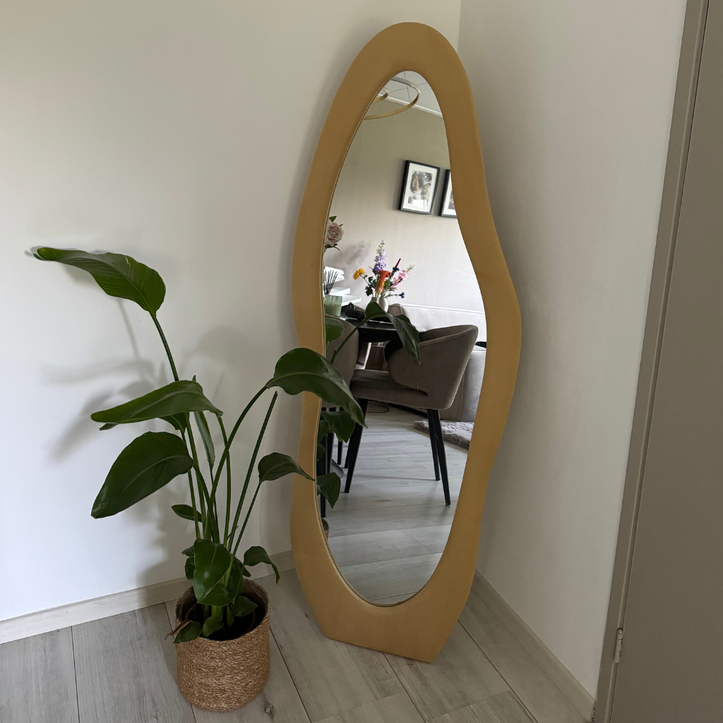 Upholstered asymmetrical standing mirror Seraphina