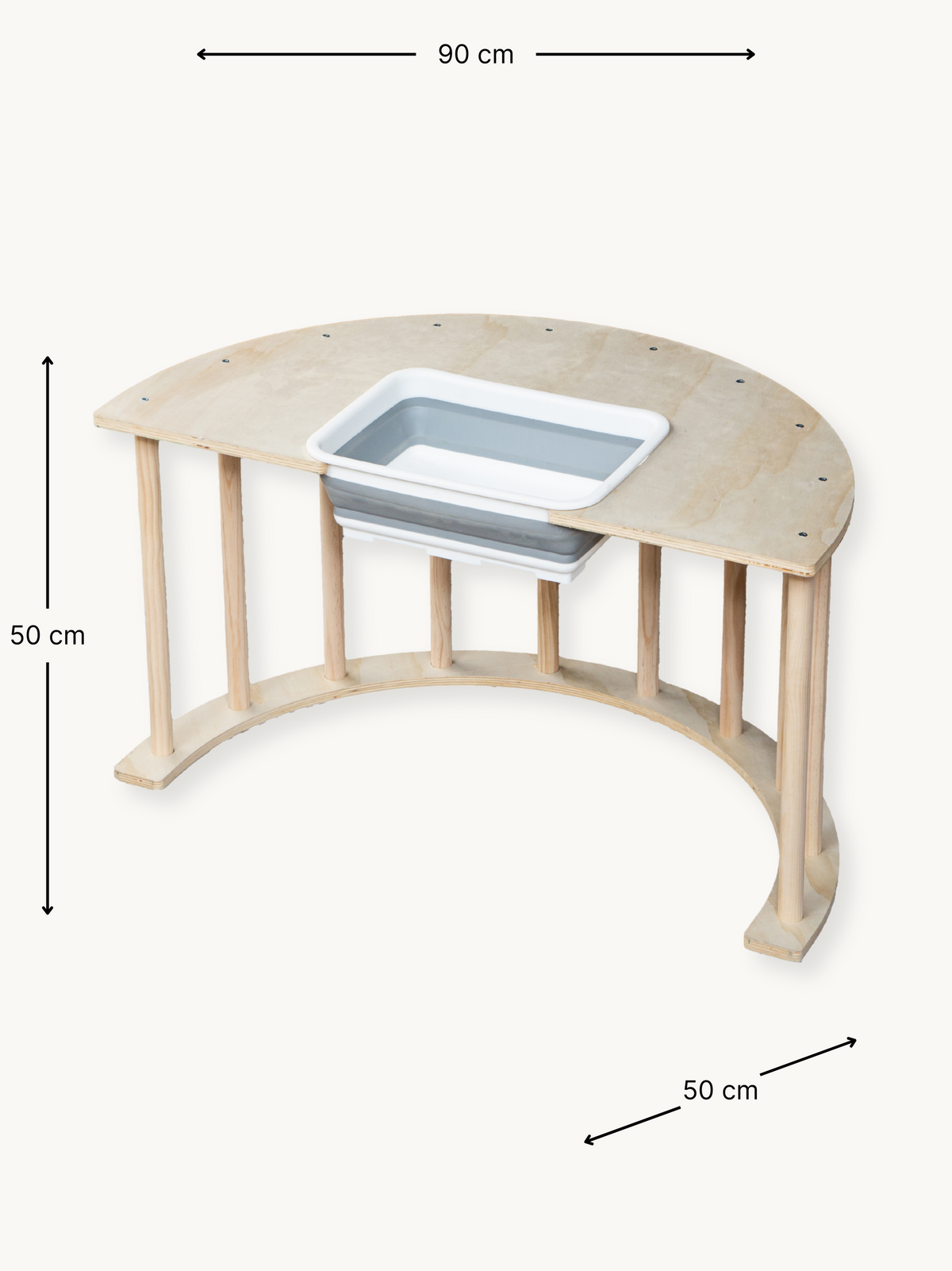 Natural wood semicircular climbing arch with dimension annotations: 90 cm wide, 50 cm tall, 50 cm deep; grey storage bin f…