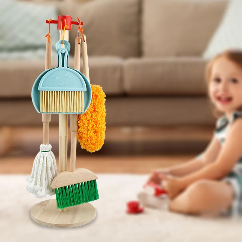 Kinderschoonmaakset houten speelgoed