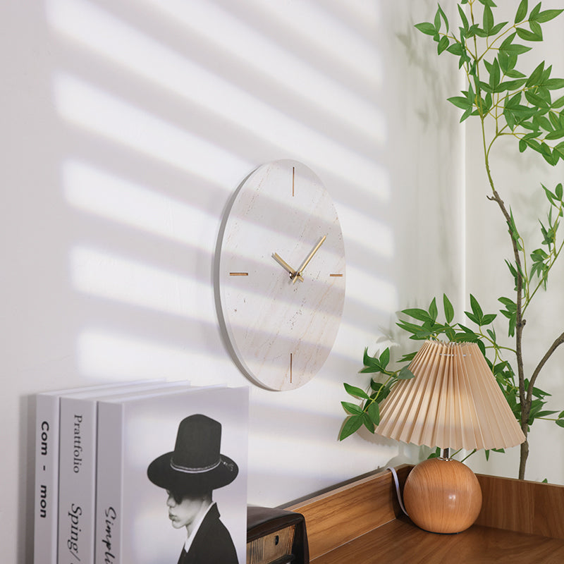 Reloj de pared Nairobi Luxury Japandi Modern Marble Look 30 cm - Blanco