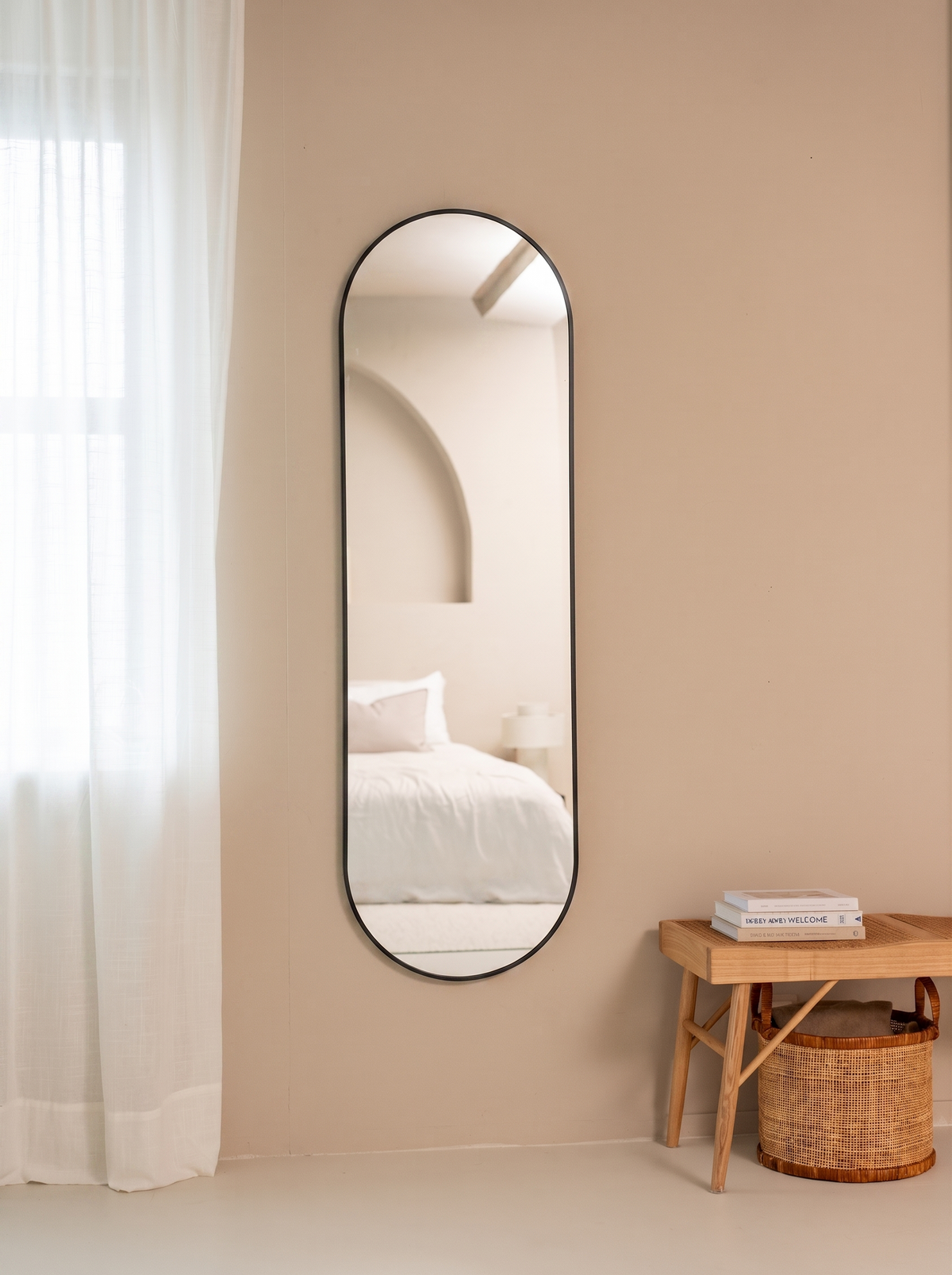 Oval wall mirror Elian
