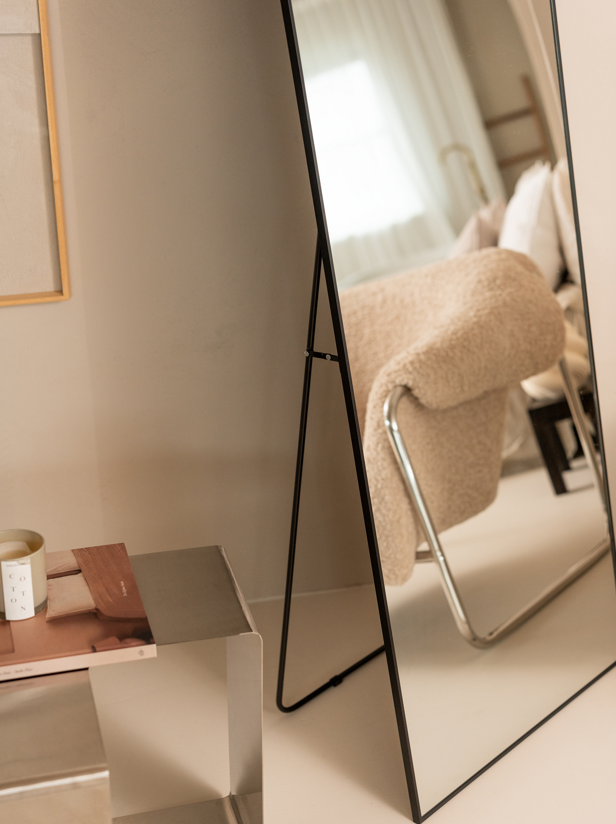 Oval standing mirror Eden