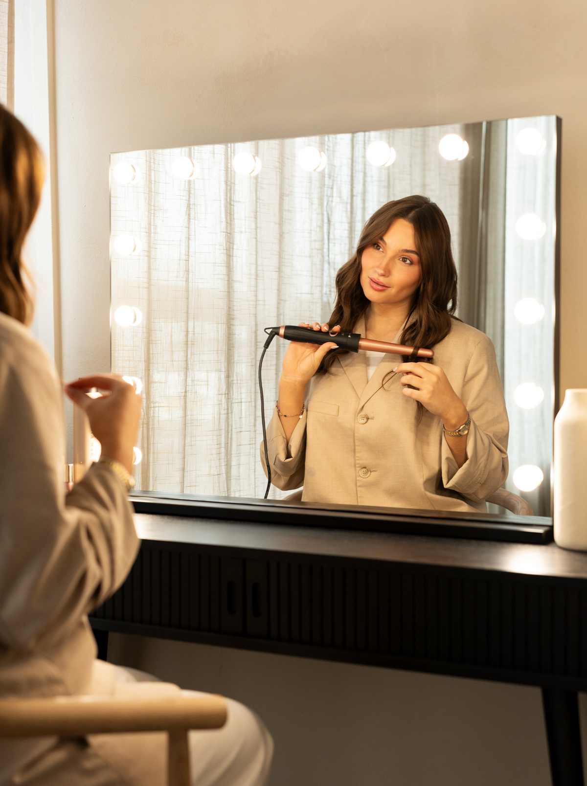 Hollywood make-up mirror Lana with 15 LED Lamps