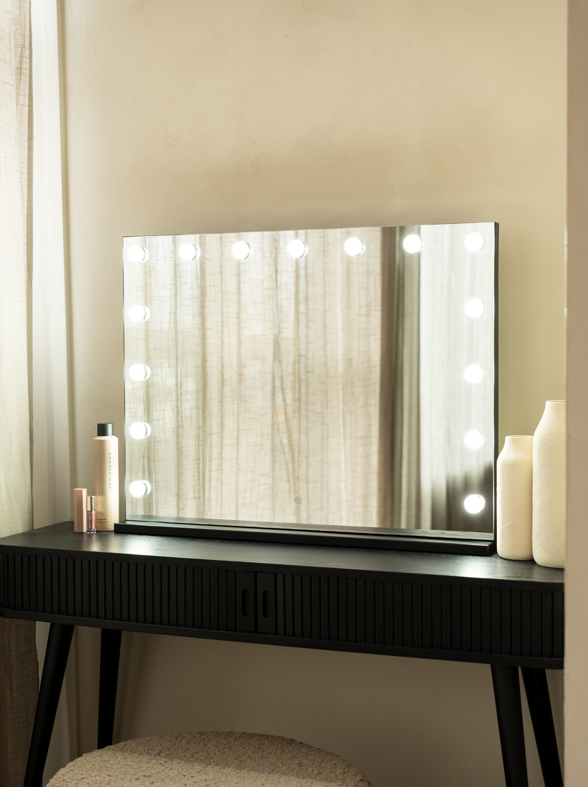 Hollywood make-up mirror Lana with 15 LED Lamps