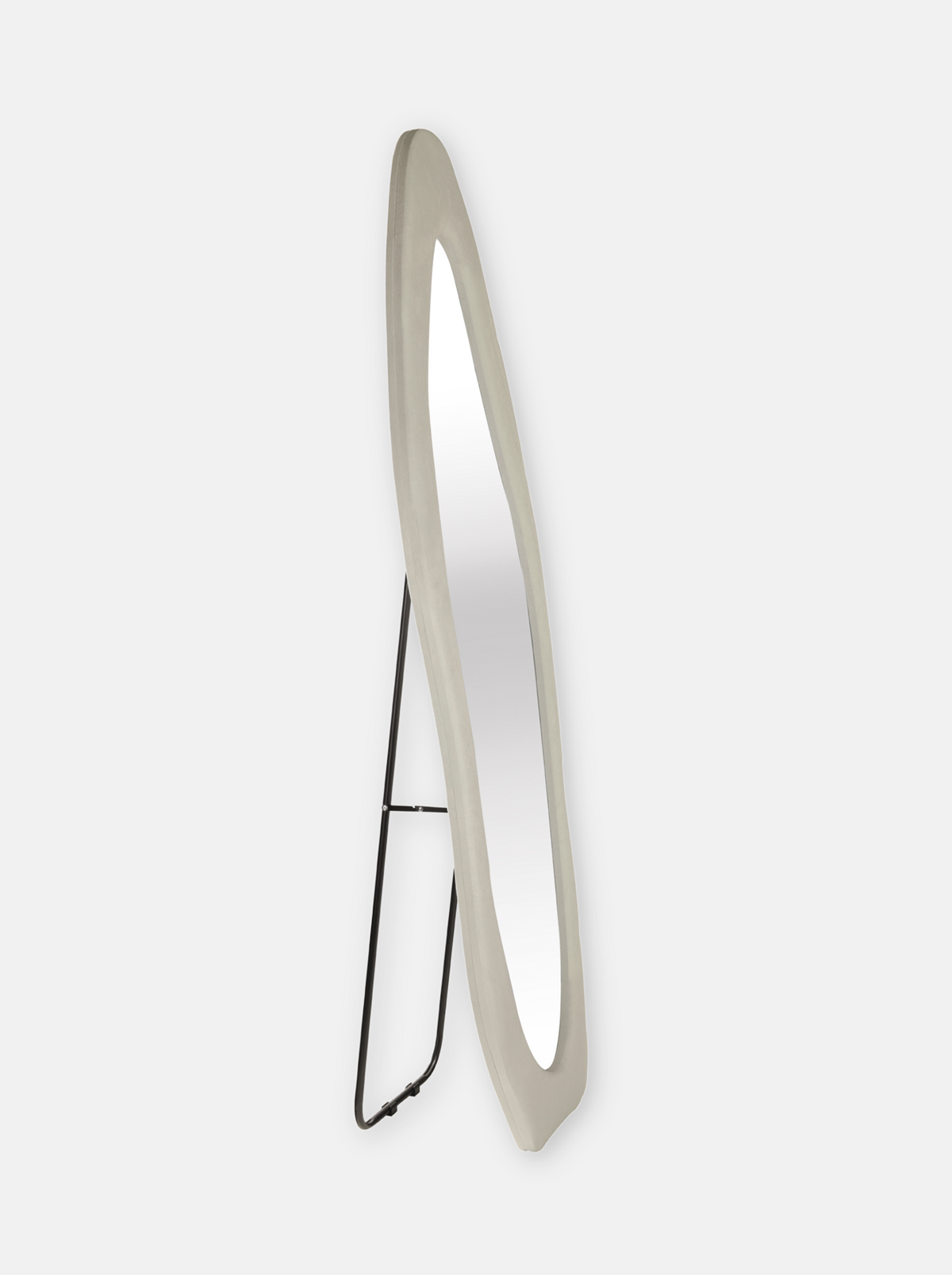 Asymmetrical standing mirror Seraphina with teddy fabric upholstery