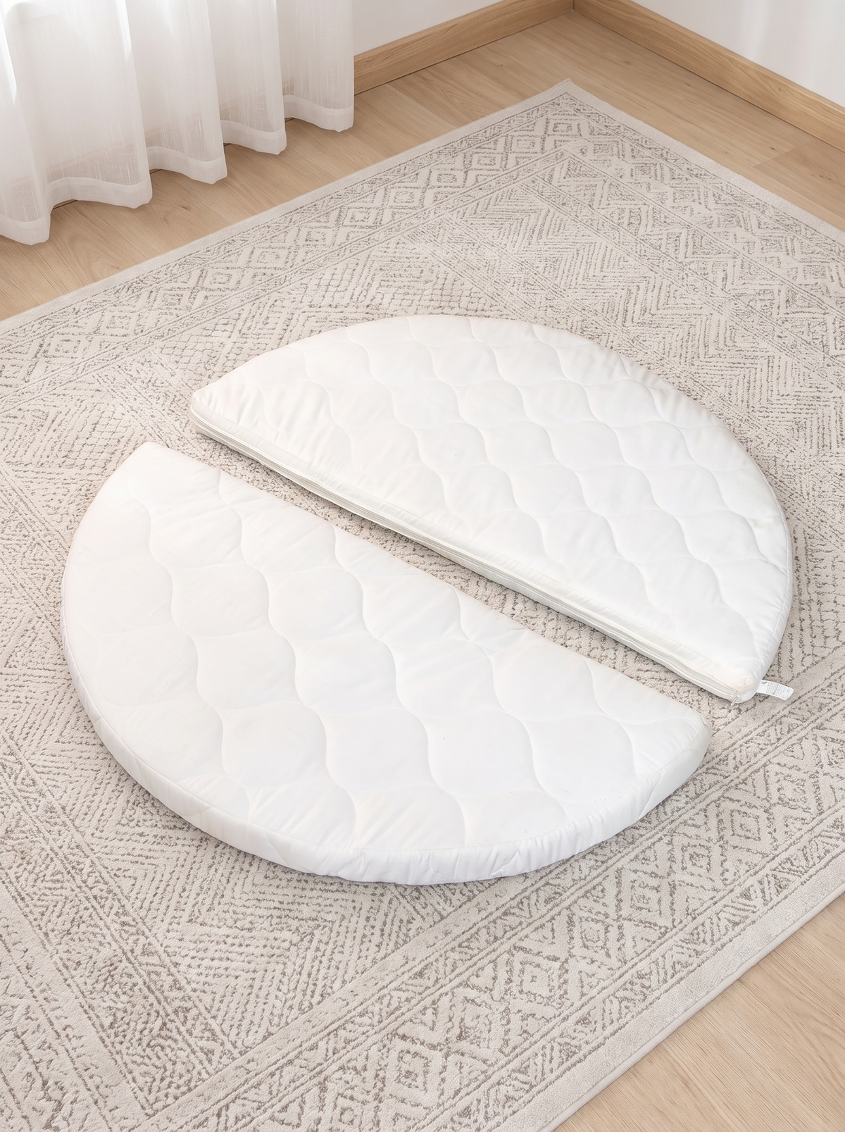Round playpen Sami with mattress