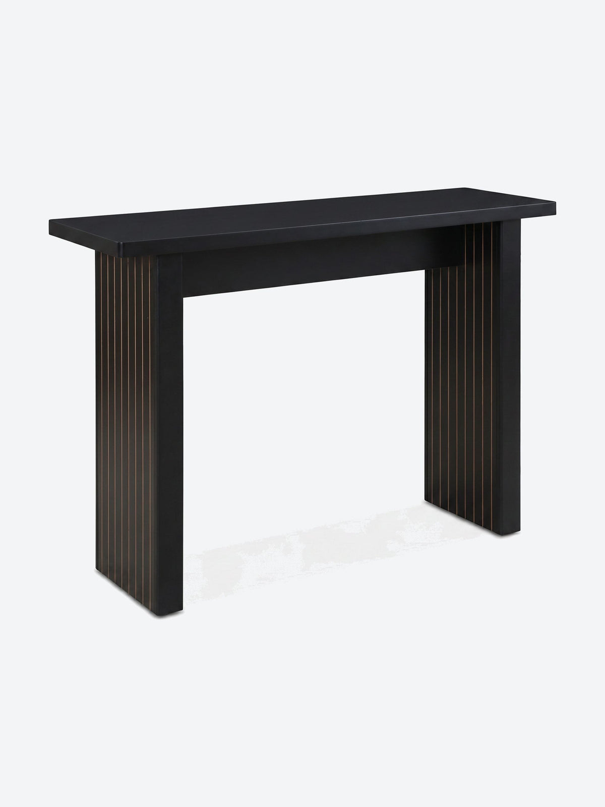 Japandi console table with ribbed legs