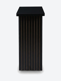 Japandi console table with ribbed legs