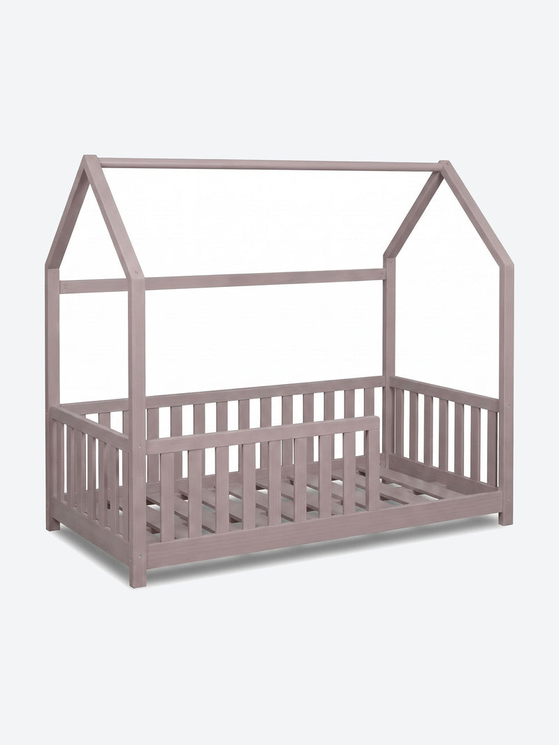 Lit enfant en forme de maison avec barrières de sécurité