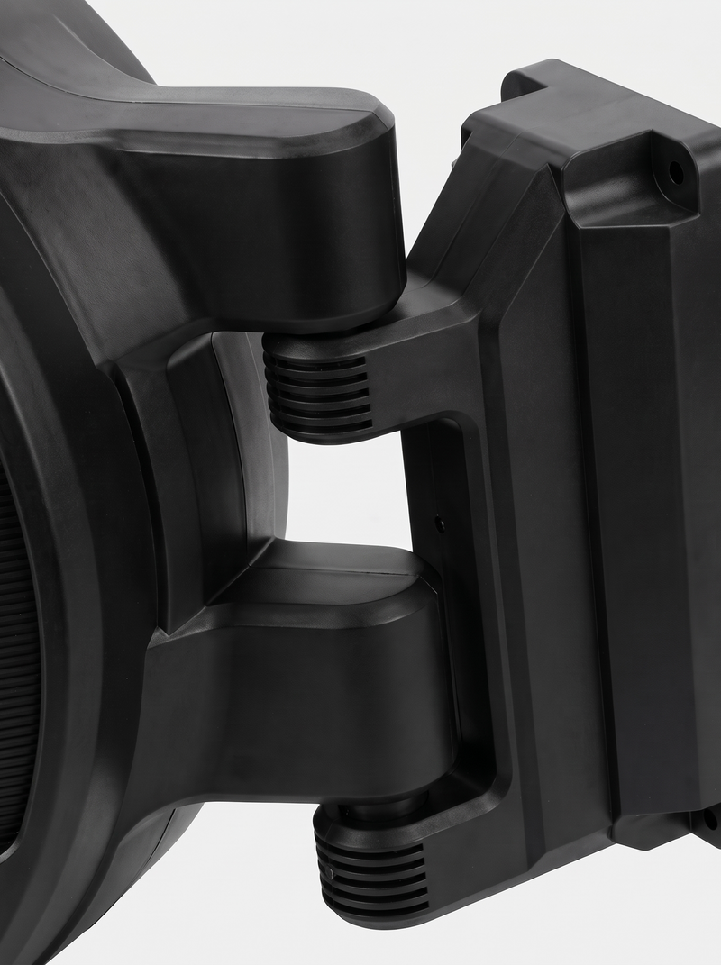 Wall-mounted hose reel