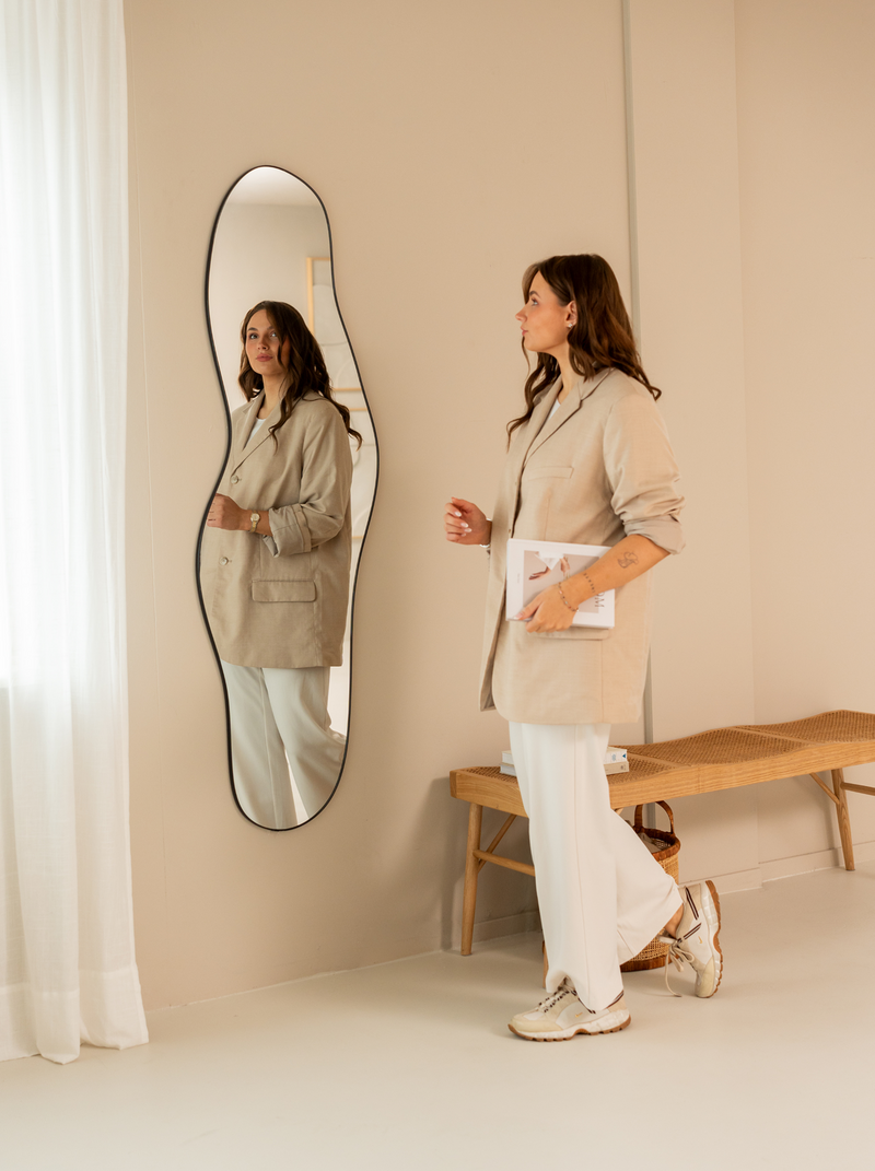 Asymmetrical wall mirror Julian